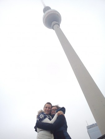 Larry und Veroni vorm nebligen Alex